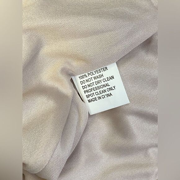 Mac Duggal Embellished Cap-Sleeve Tulle Gown size 6 - Picture 12 of 12